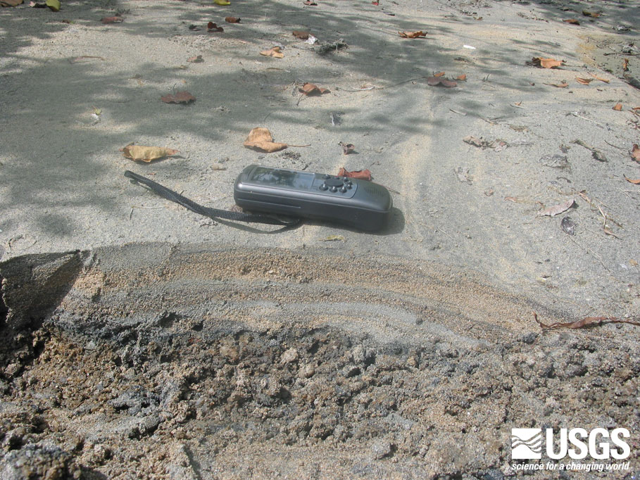 Photo, sand deposit at Ibral Nagar Nalaveli