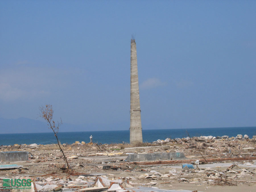 Photo in Banda Aceh, see caption above.