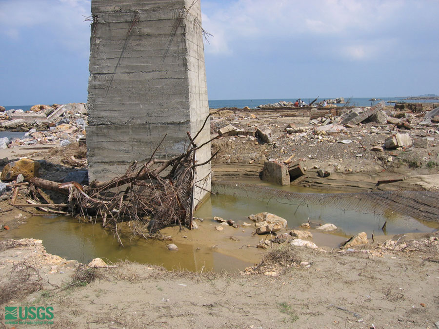 Photo in Banda Aceh, see caption above.