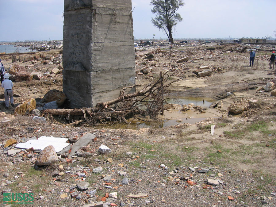 Photo in Banda Aceh, see caption above.