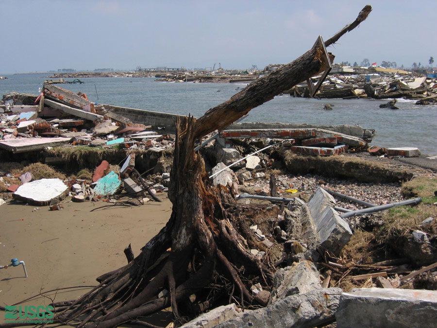 Photo in Banda Aceh, see caption above.