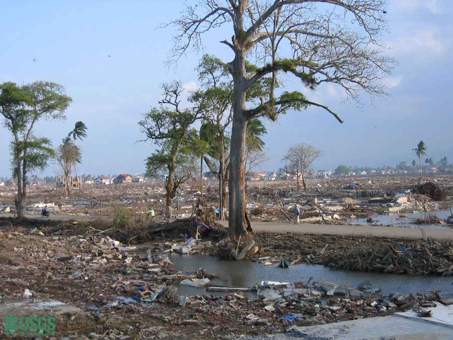 Photo in Banda Aceh, see caption above.