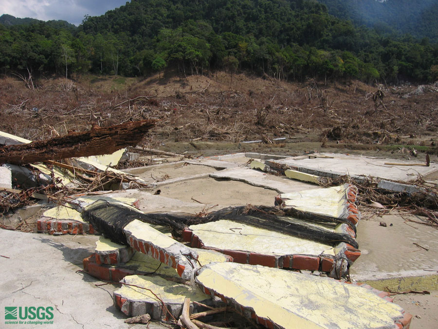 Photo in Leupueng, see caption above.