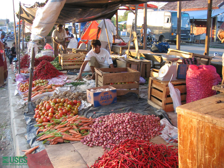 Photo in Banda Aceh, see caption above