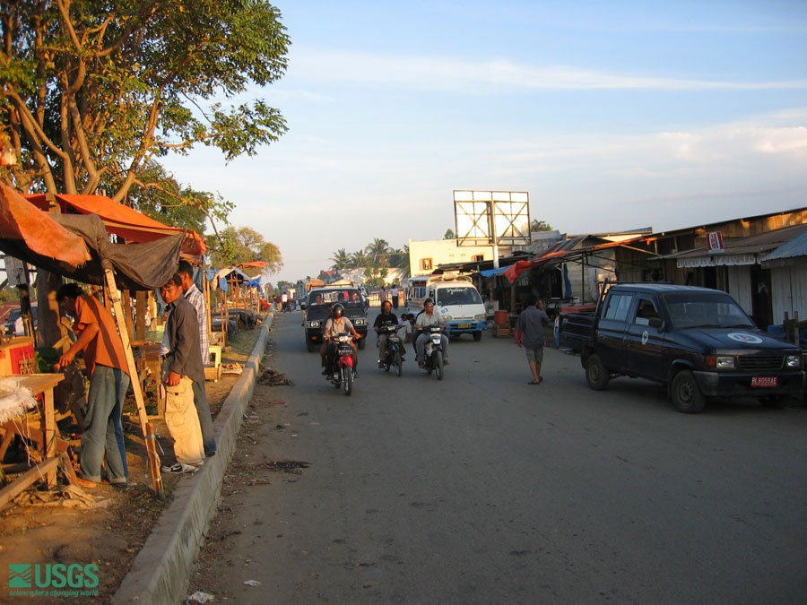 Photo in Banda Aceh, see caption above