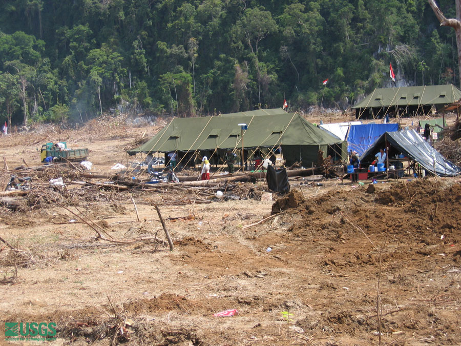 Photo in Sumatra, see caption above