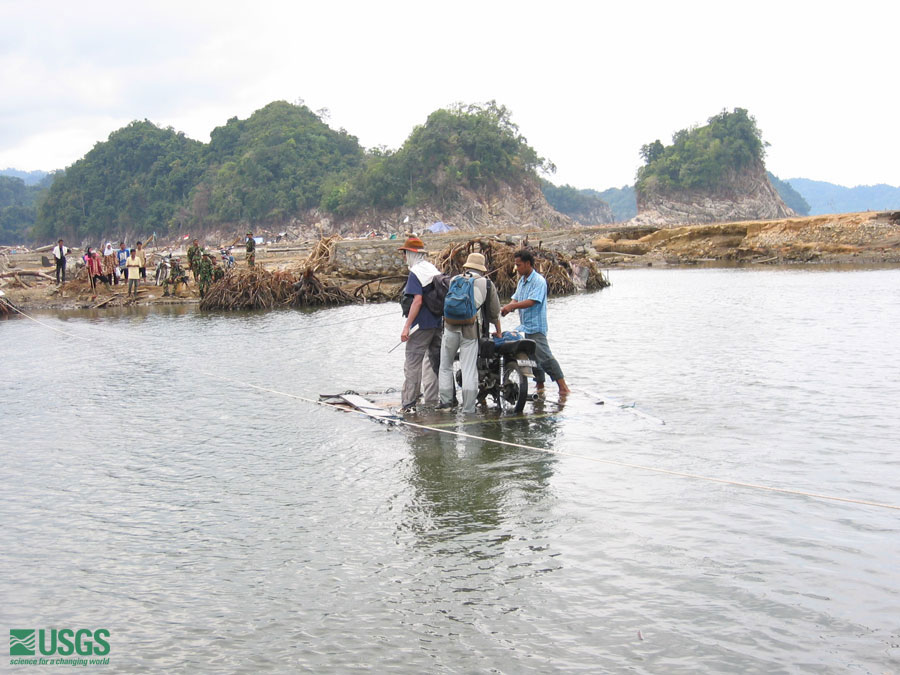 Photo in Sumatra, see caption above