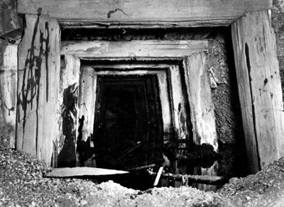 Photo of asphaltum mine.
